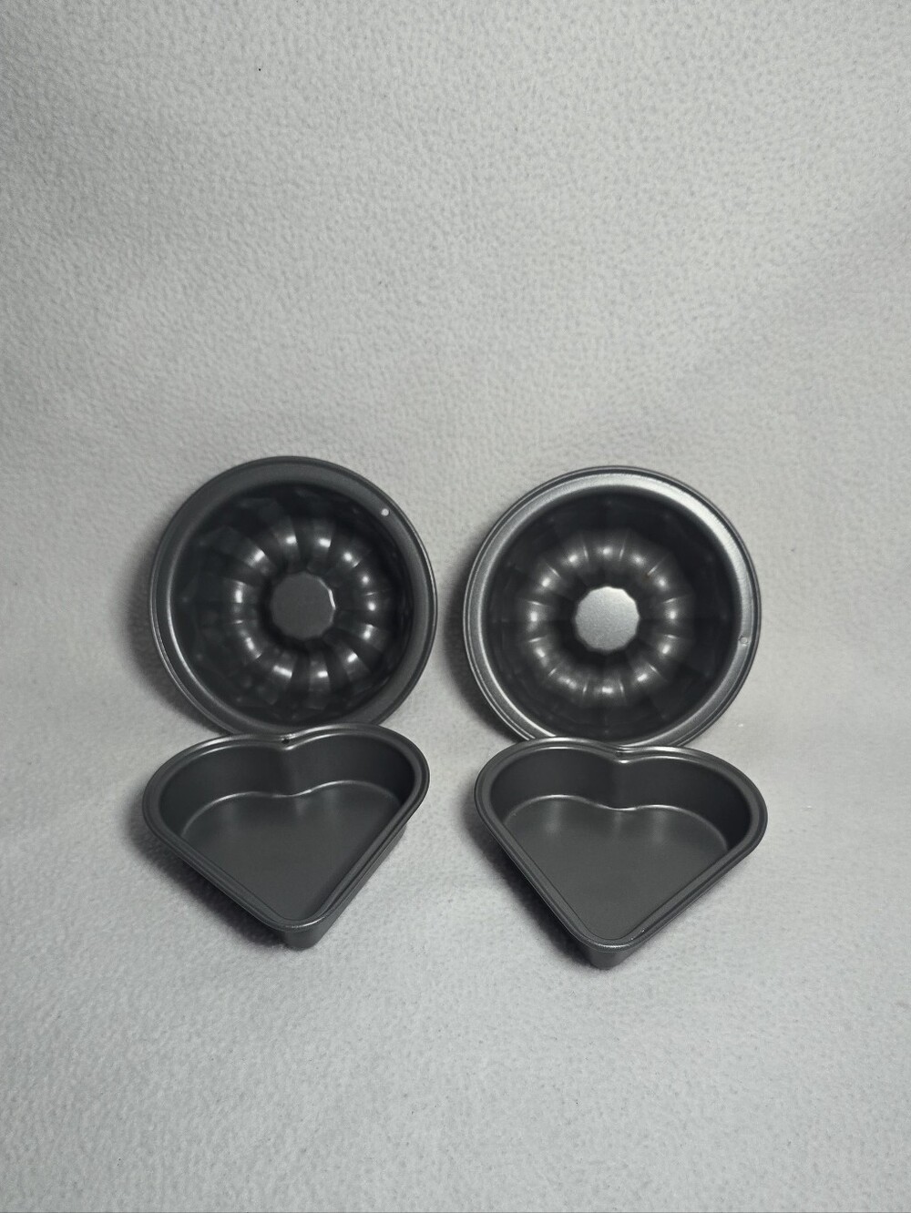 Nonstick Mini Bundt & Heart Cake Pan Set